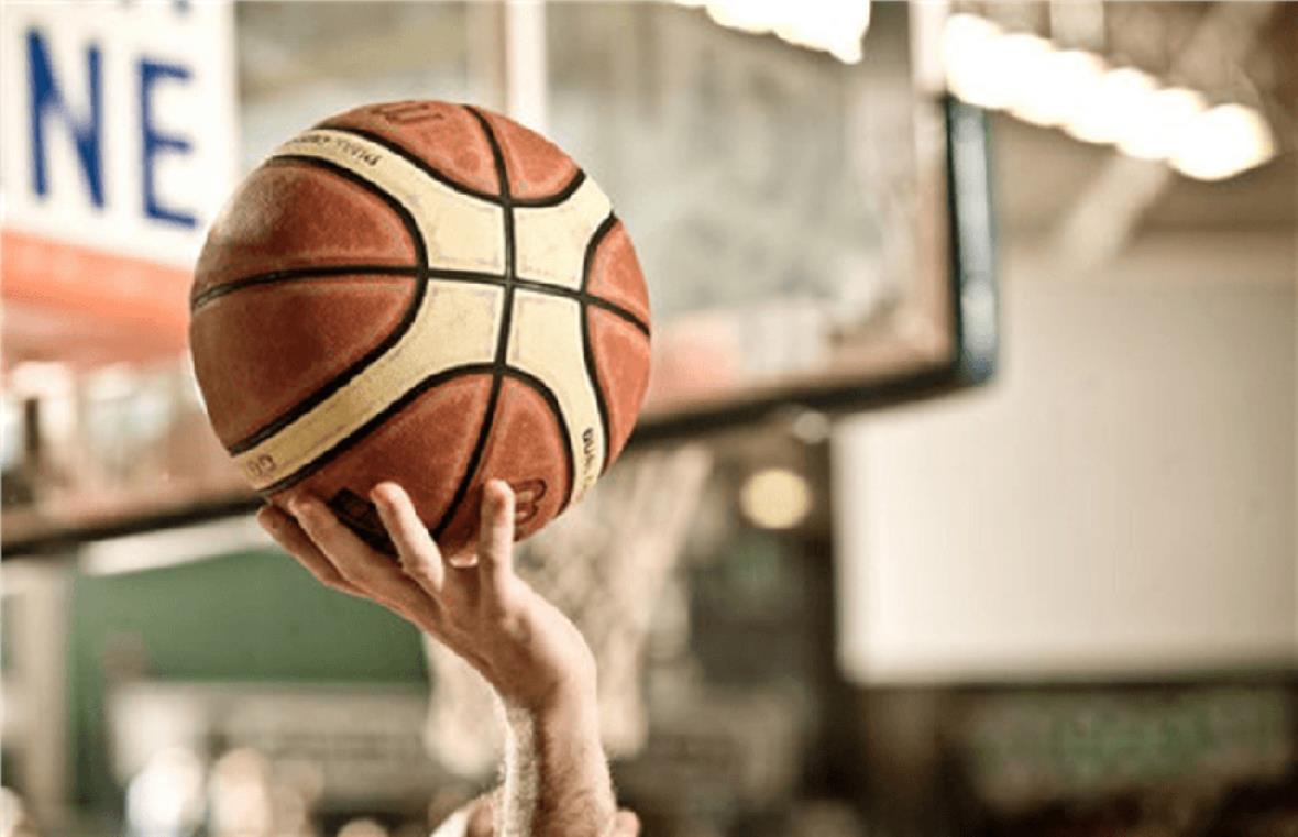 Come gestire e trattare gli infortuni alle dita nel giocatore di basket. A cura di Giacomo Gelardini e Marco Beneforti.