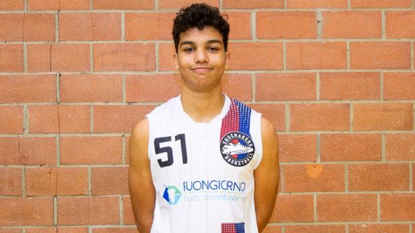 Yazide Mouhli è il primo atleta straniero a entrare nell’Academy Shoemakers
